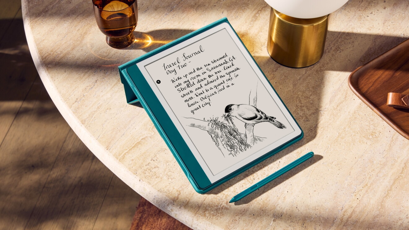 Amazon Kindle Scribe (2024) &mdash; product photo