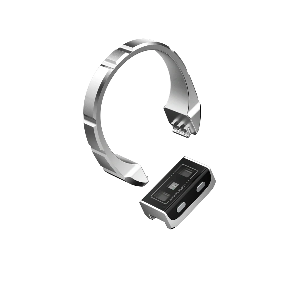 Alloop Trio wearable ring and Cube