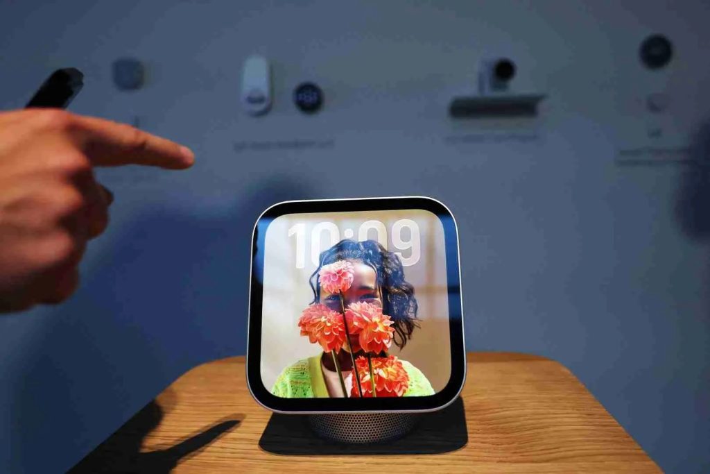 Apple HomeView smart home display being demonstrated at its launch