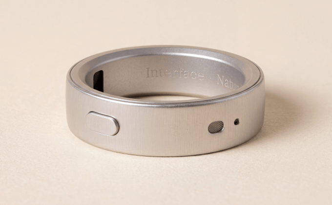 Natura Interface smart ring
